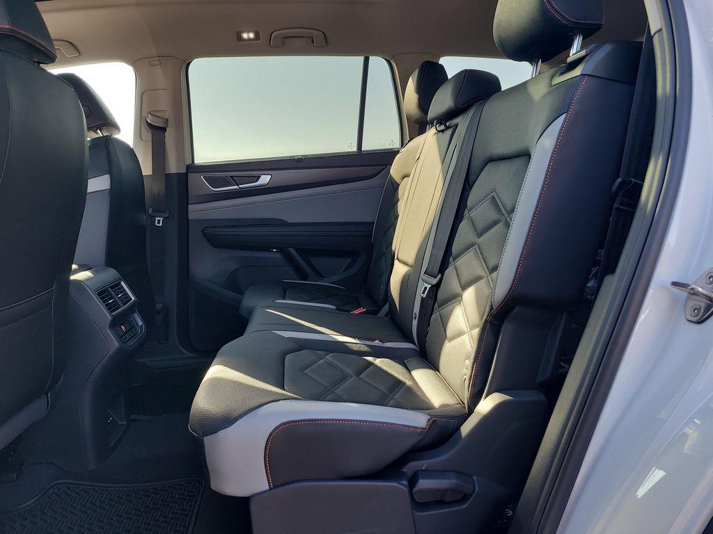 new 2026 Volkswagen Atlas car, priced at $49,379
