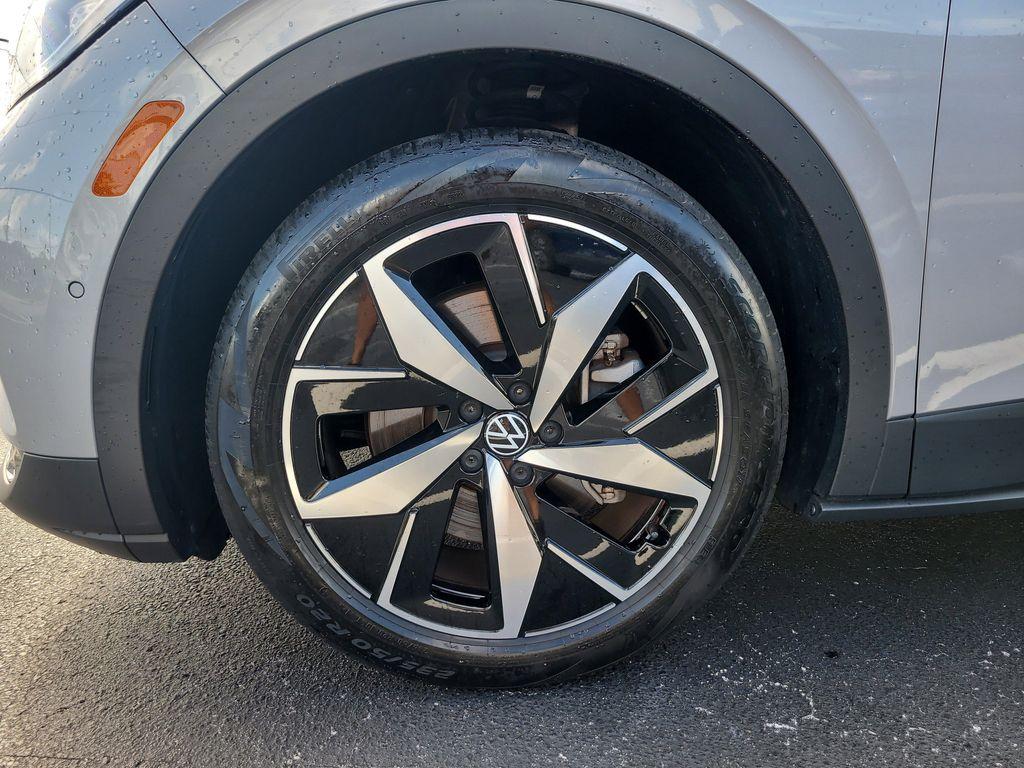 used 2023 Volkswagen ID.4 car, priced at $23,694