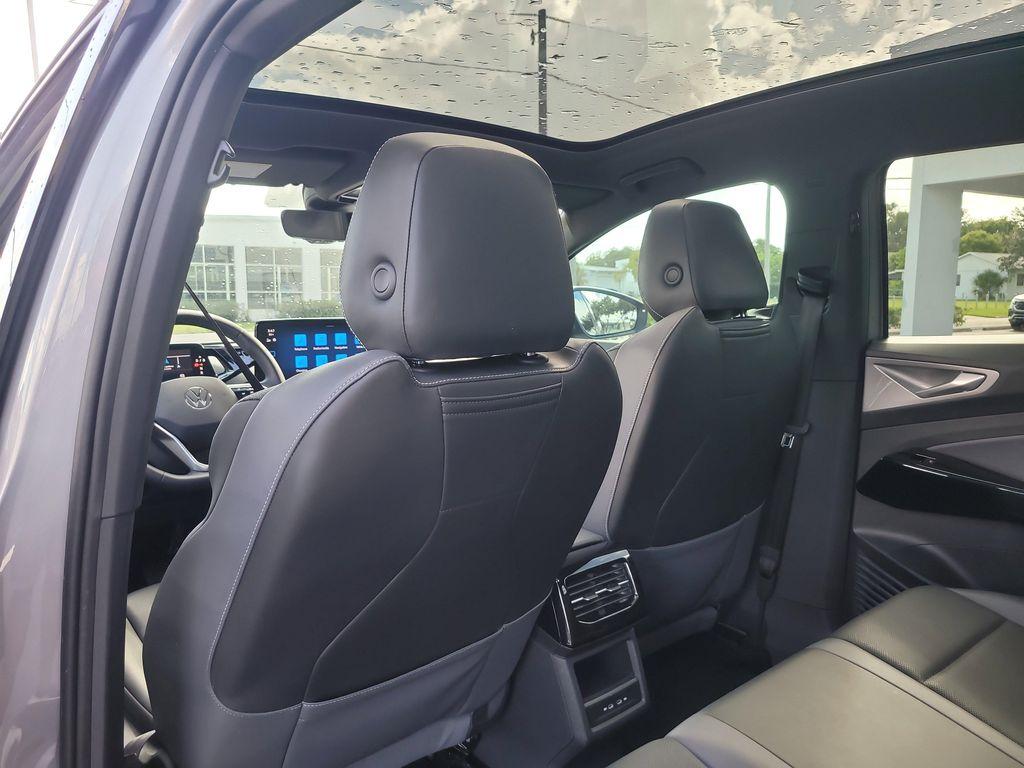 used 2023 Volkswagen ID.4 car, priced at $23,694