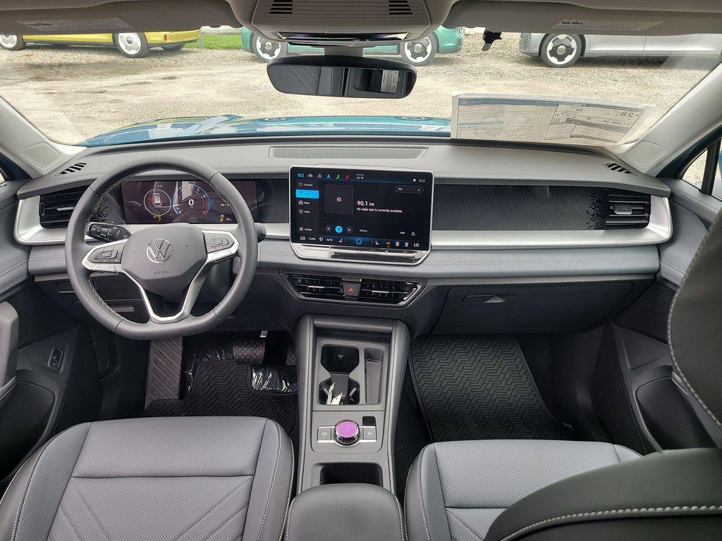 new 2025 Volkswagen Tiguan car, priced at $34,616