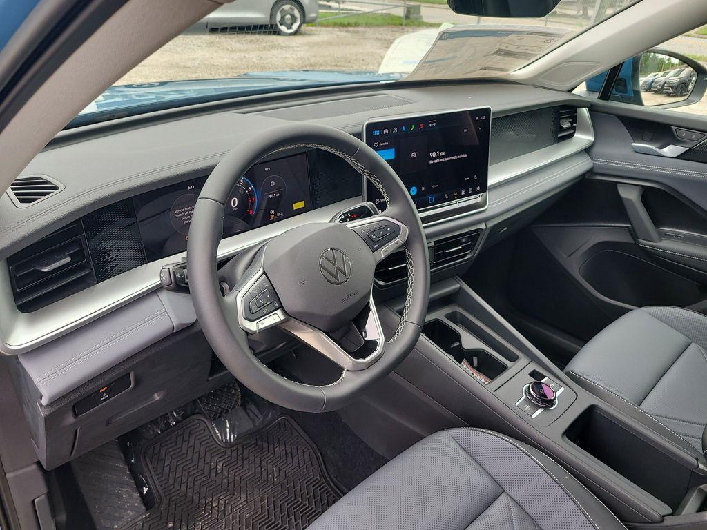 new 2025 Volkswagen Tiguan car, priced at $34,616