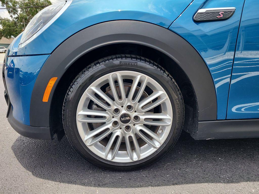 used 2024 MINI Hardtop car, priced at $27,741