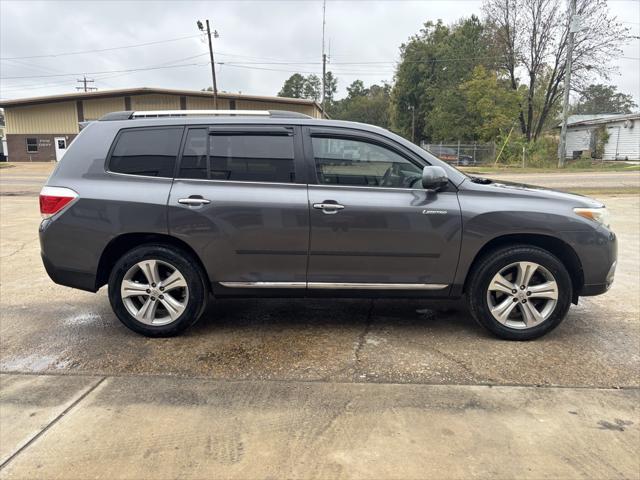 used 2012 Toyota Highlander car, priced at $10,995