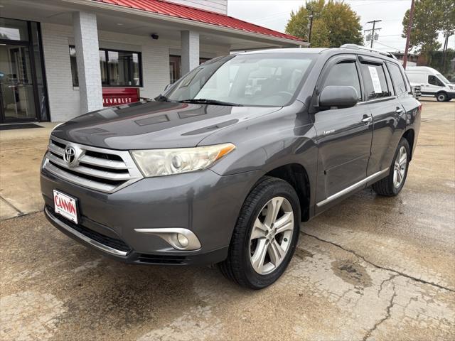 used 2012 Toyota Highlander car, priced at $10,995