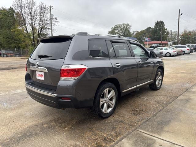 used 2012 Toyota Highlander car, priced at $10,995