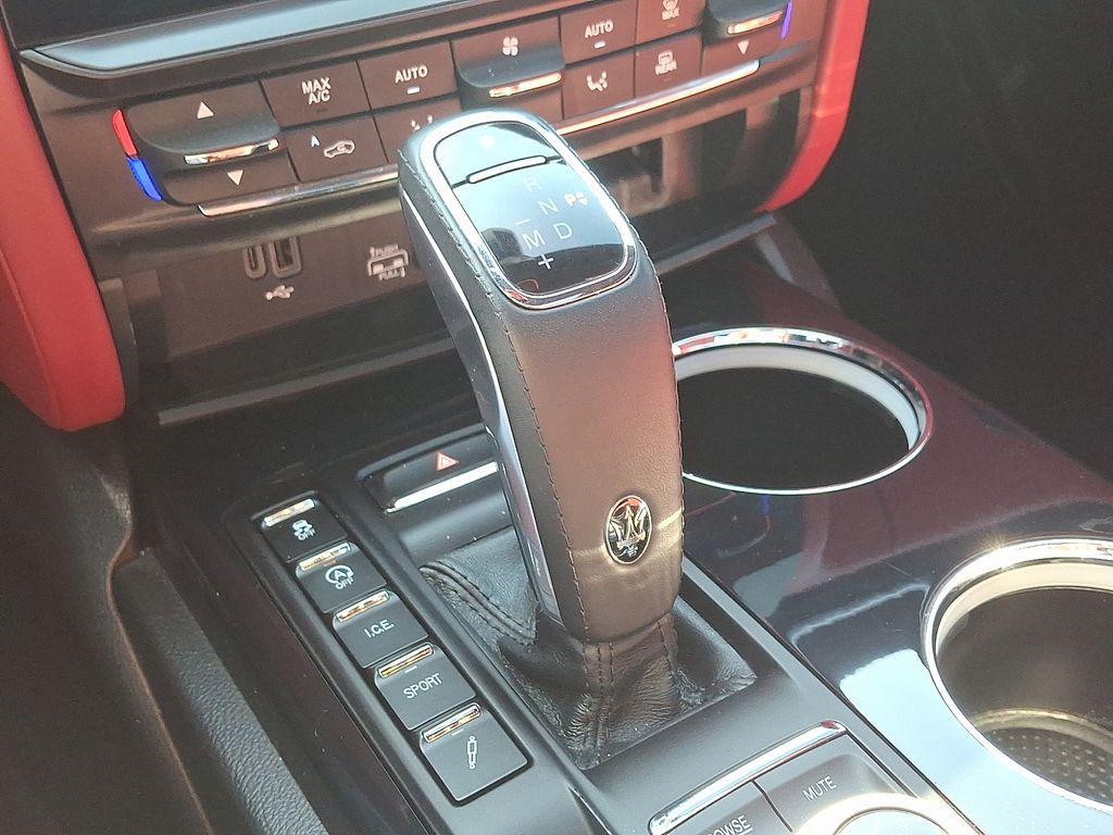 used 2022 Maserati Quattroporte car, priced at $43,935