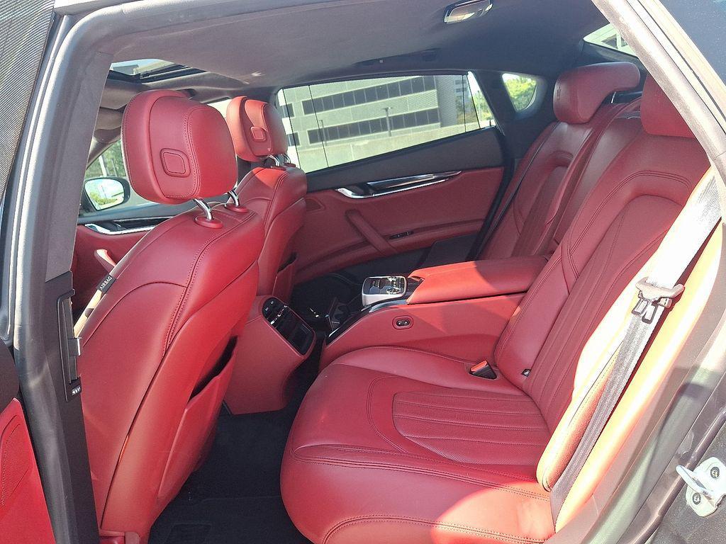 used 2022 Maserati Quattroporte car, priced at $43,935