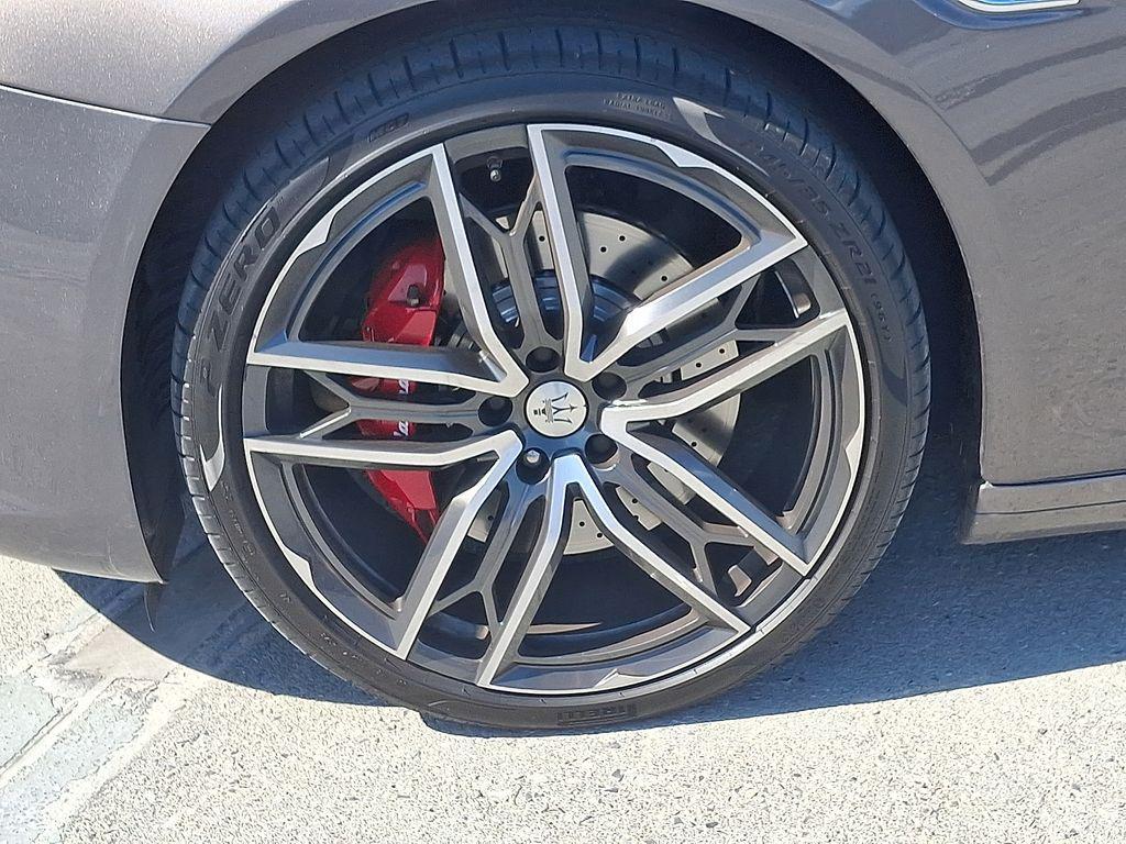 used 2022 Maserati Quattroporte car, priced at $43,935