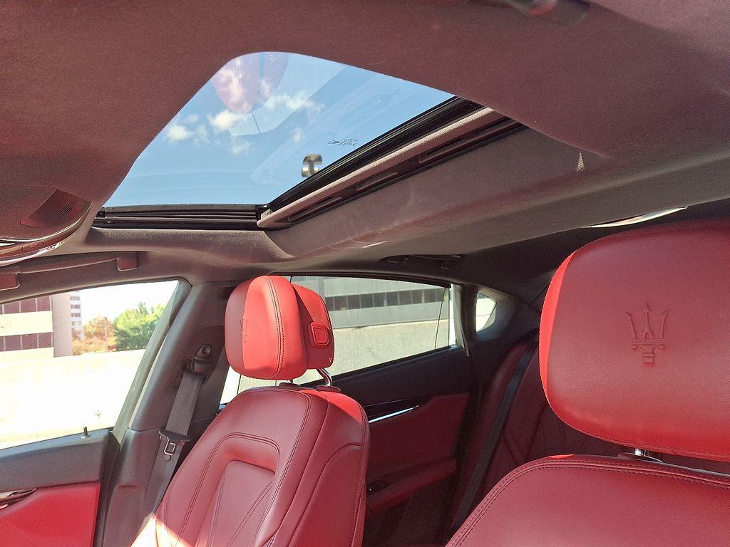 used 2022 Maserati Quattroporte car, priced at $43,935