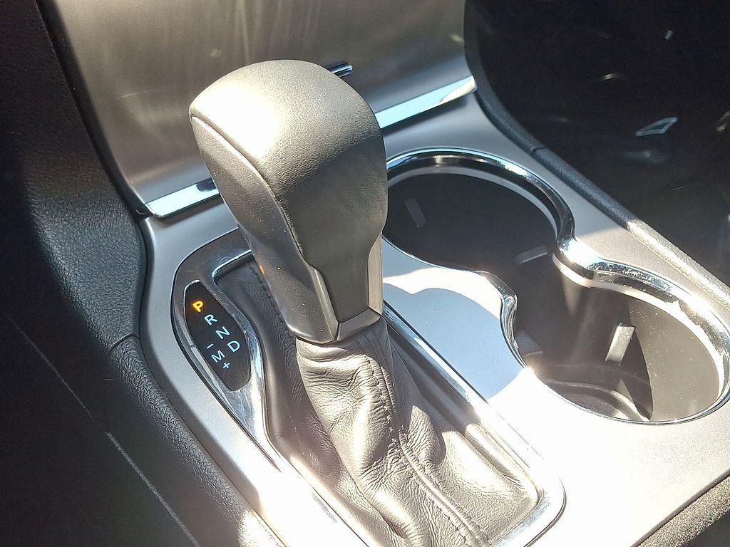 used 2018 Jeep Grand Cherokee car, priced at $18,435