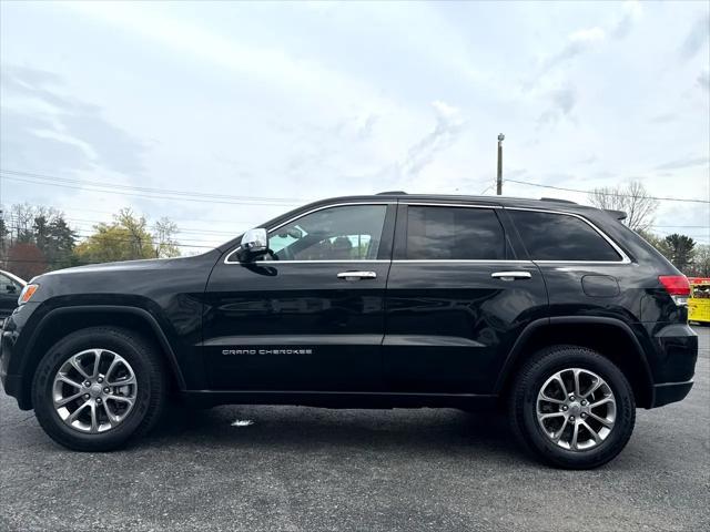 used 2015 Jeep Grand Cherokee car, priced at $15,874