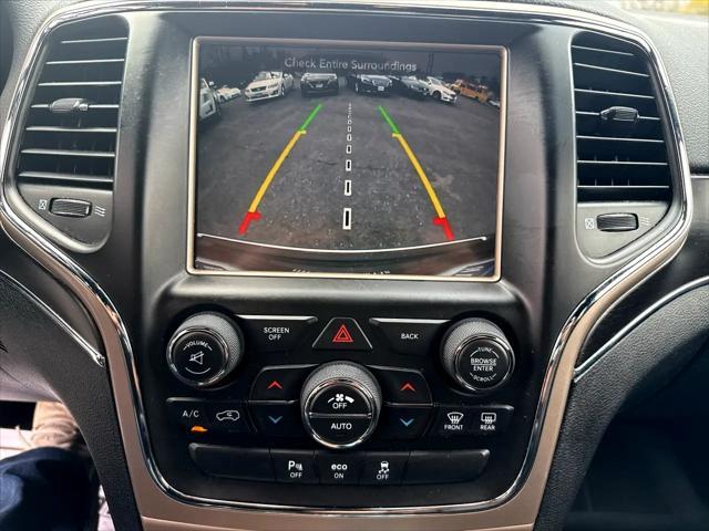 used 2015 Jeep Grand Cherokee car, priced at $15,874