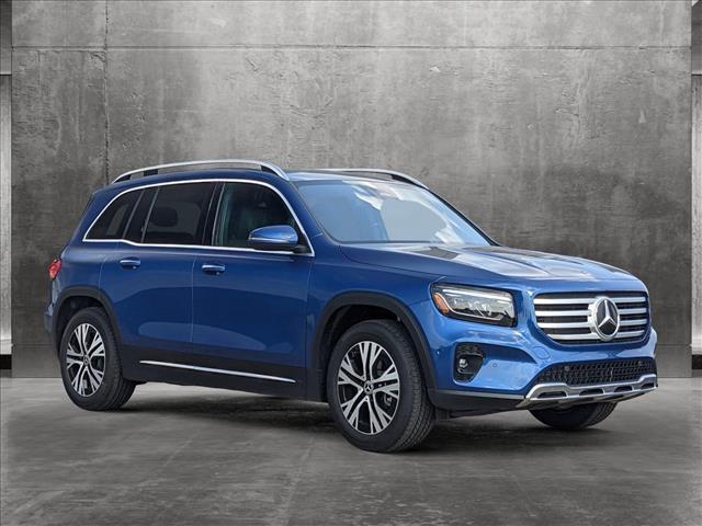 new 2024 Mercedes-Benz GLB 250 car, priced at $52,075