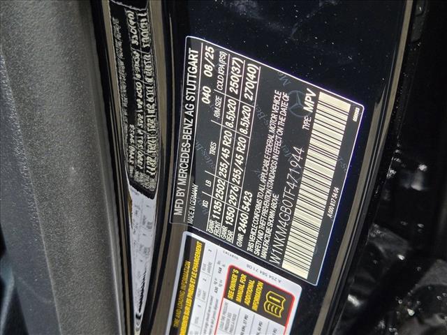 new 2026 Mercedes-Benz GLC 300 car, priced at $53,725