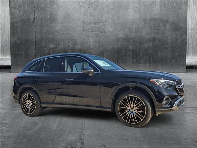 new 2025 Mercedes-Benz GLC 300 car, priced at $56,235