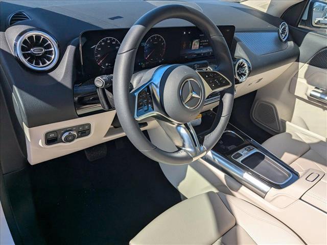 new 2025 Mercedes-Benz GLA 250 car, priced at $46,945