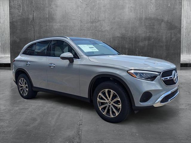 new 2025 Mercedes-Benz GLC 300 car, priced at $56,300