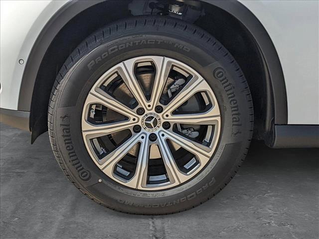 new 2025 Mercedes-Benz GLC 300 car, priced at $55,850