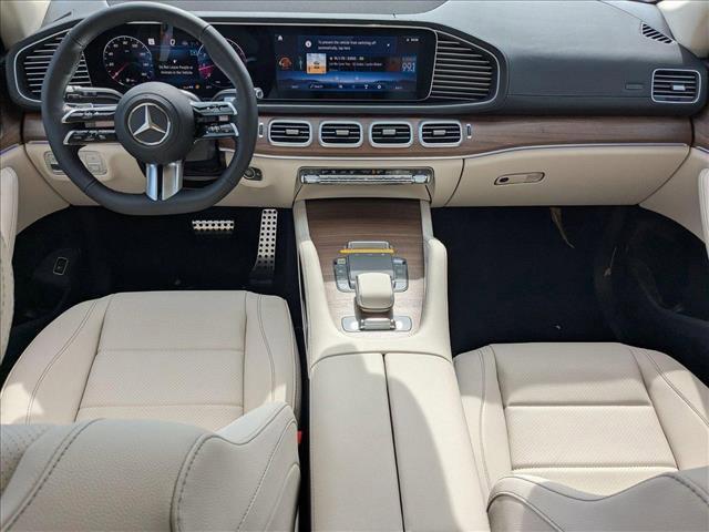 new 2025 Mercedes-Benz GLS 450 car, priced at $98,060