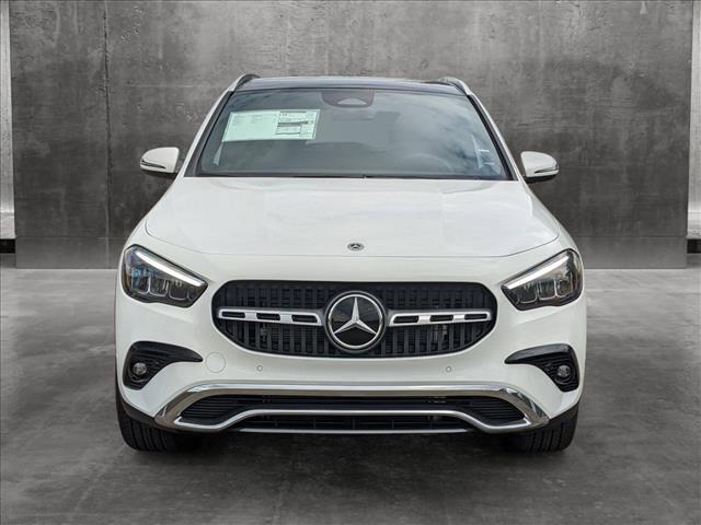 new 2025 Mercedes-Benz GLA 250 car, priced at $47,115