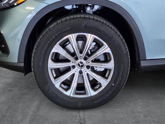 new 2025 Mercedes-Benz GLC 300 car, priced at $53,800