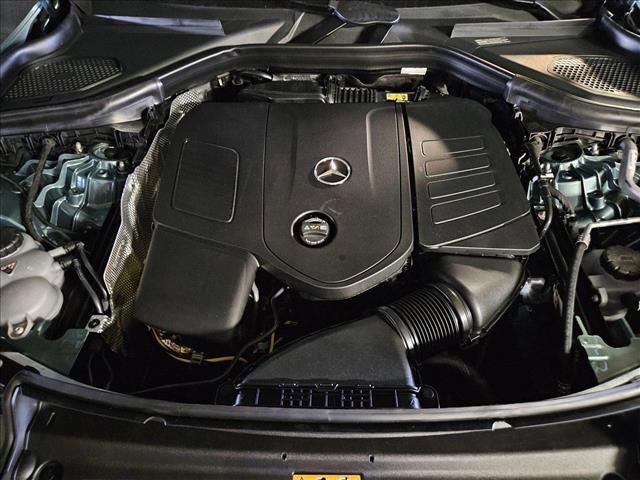 new 2025 Mercedes-Benz GLC 300 car, priced at $53,800