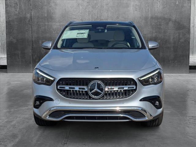 new 2025 Mercedes-Benz GLA 250 car, priced at $47,265