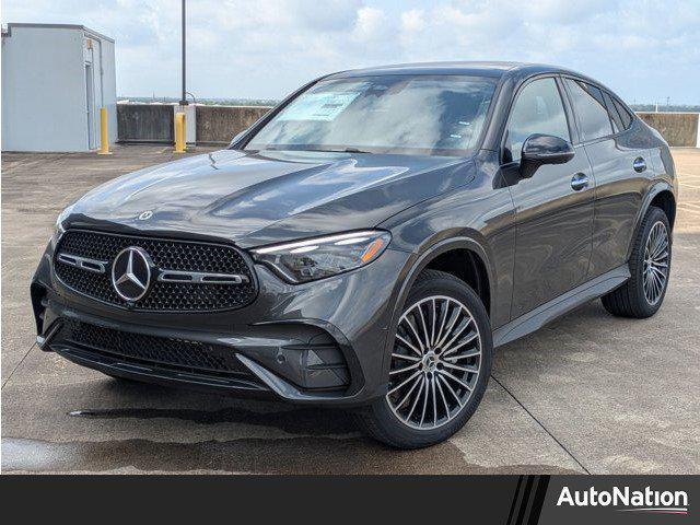 new 2025 Mercedes-Benz GLC 300 car, priced at $70,370