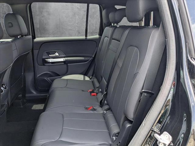 new 2025 Mercedes-Benz GLB 250 car, priced at $47,145