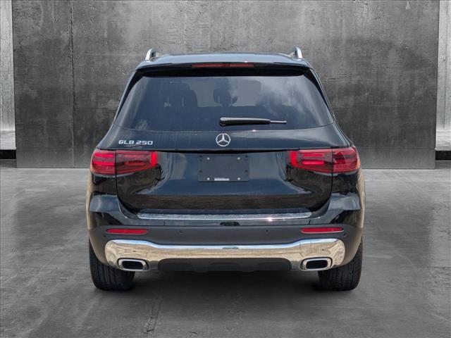 new 2025 Mercedes-Benz GLB 250 car, priced at $47,145