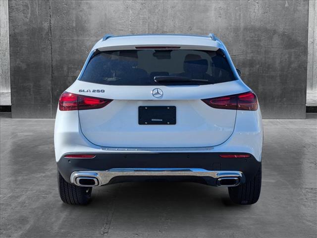 new 2025 Mercedes-Benz GLA 250 car, priced at $46,945