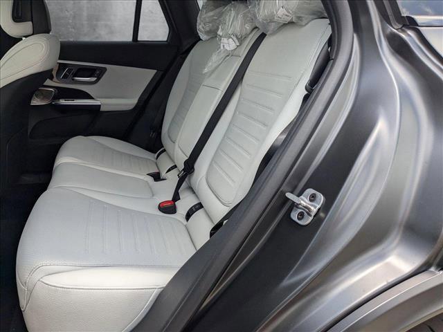 new 2025 Mercedes-Benz GLC 300 car, priced at $62,300