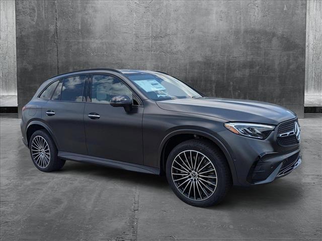 new 2025 Mercedes-Benz GLC 300 car, priced at $62,300