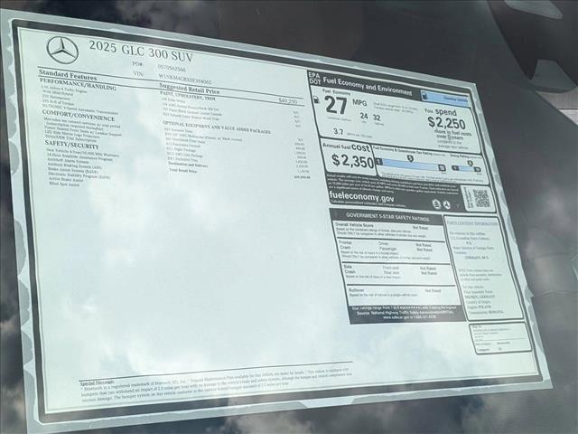 new 2025 Mercedes-Benz GLC 300 car, priced at $59,050