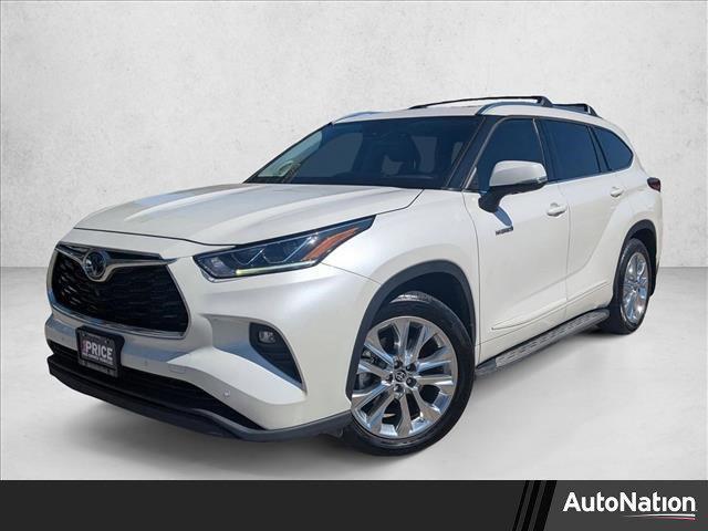 used 2021 Toyota Highlander Hybrid car, priced at $35,081