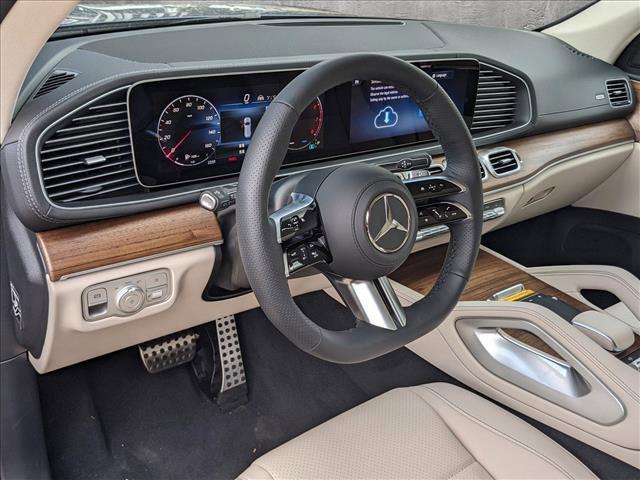 new 2025 Mercedes-Benz GLS 450 car, priced at $98,475