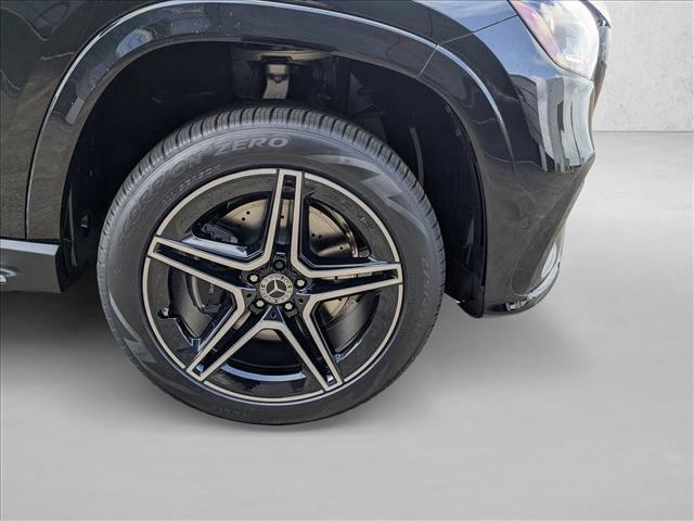 new 2026 Mercedes-Benz GLS 450 car, priced at $97,765