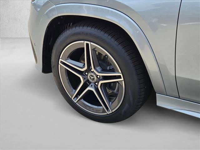 new 2025 Mercedes-Benz GLS 450 car, priced at $96,380