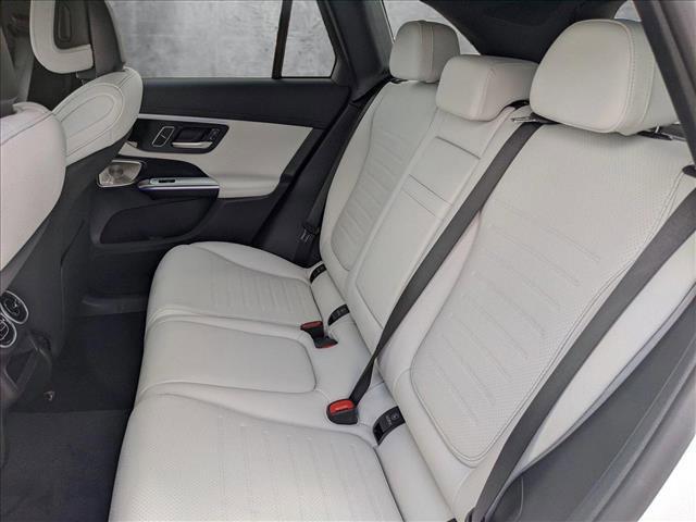 new 2025 Mercedes-Benz GLC 300 car, priced at $59,050