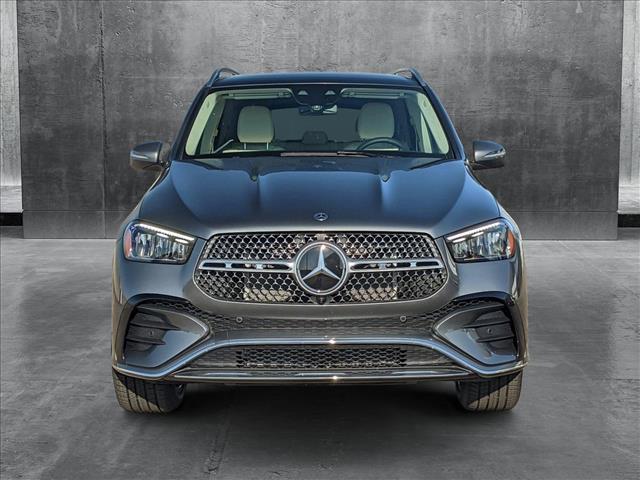 new 2025 Mercedes-Benz GLE 450 car, priced at $83,825