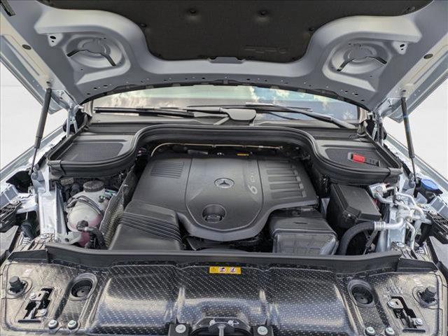 new 2025 Mercedes-Benz GLS 450 car, priced at $96,380