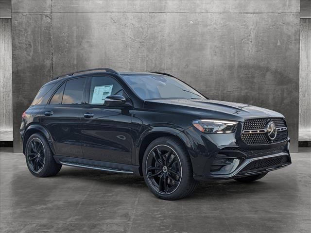 new 2025 Mercedes-Benz GLE 580 car, priced at $105,300