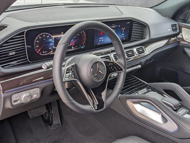 new 2025 Mercedes-Benz GLS 450 car, priced at $92,275