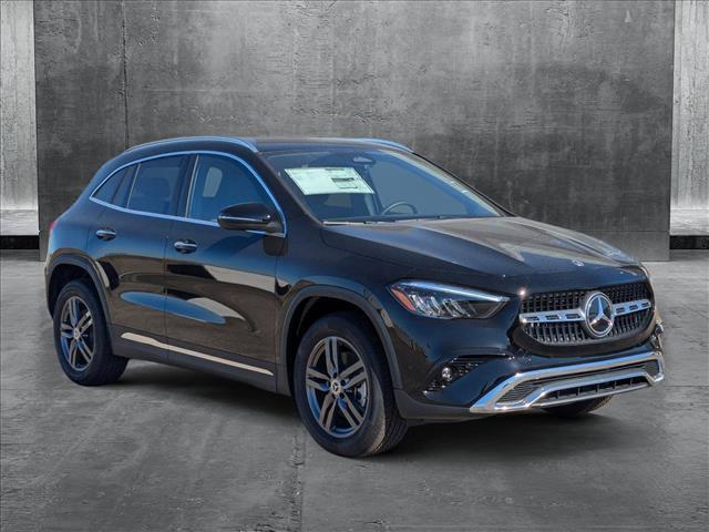 new 2025 Mercedes-Benz GLA 250 car, priced at $46,815