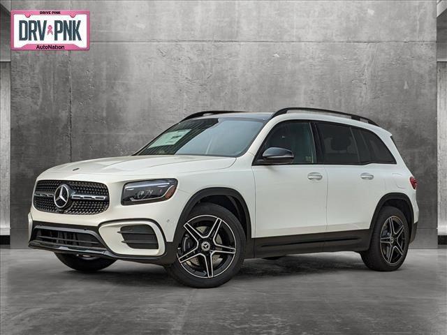 new 2024 Mercedes-Benz GLB 250 car, priced at $52,625