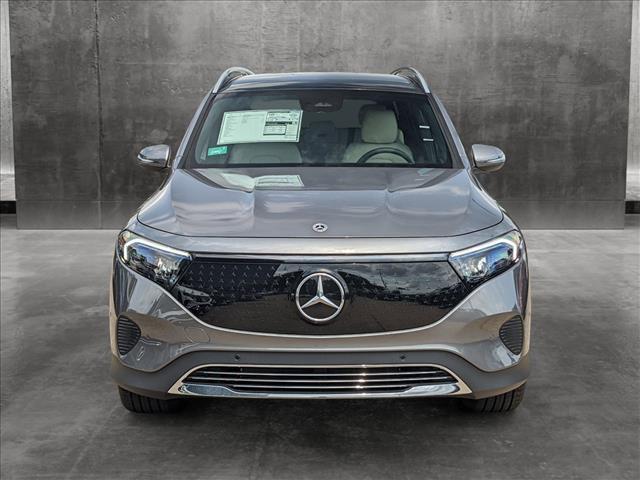 new 2024 Mercedes-Benz EQB 250 car, priced at $56,925