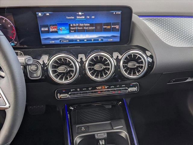 new 2025 Mercedes-Benz GLA 250 car, priced at $46,205