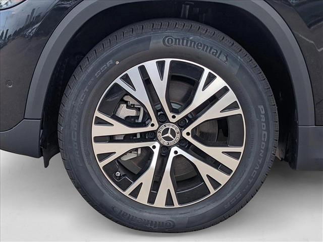 new 2025 Mercedes-Benz GLA 250 car, priced at $46,205
