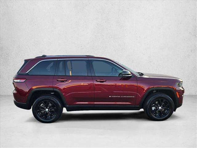 used 2024 Jeep Grand Cherokee car, priced at $34,781