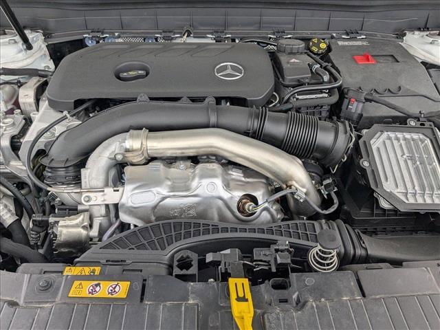 new 2025 Mercedes-Benz GLB 250 car, priced at $48,485